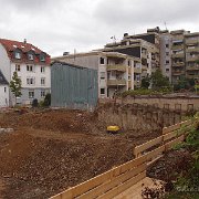P8312106