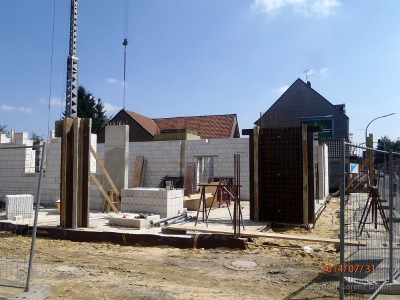 P7311353